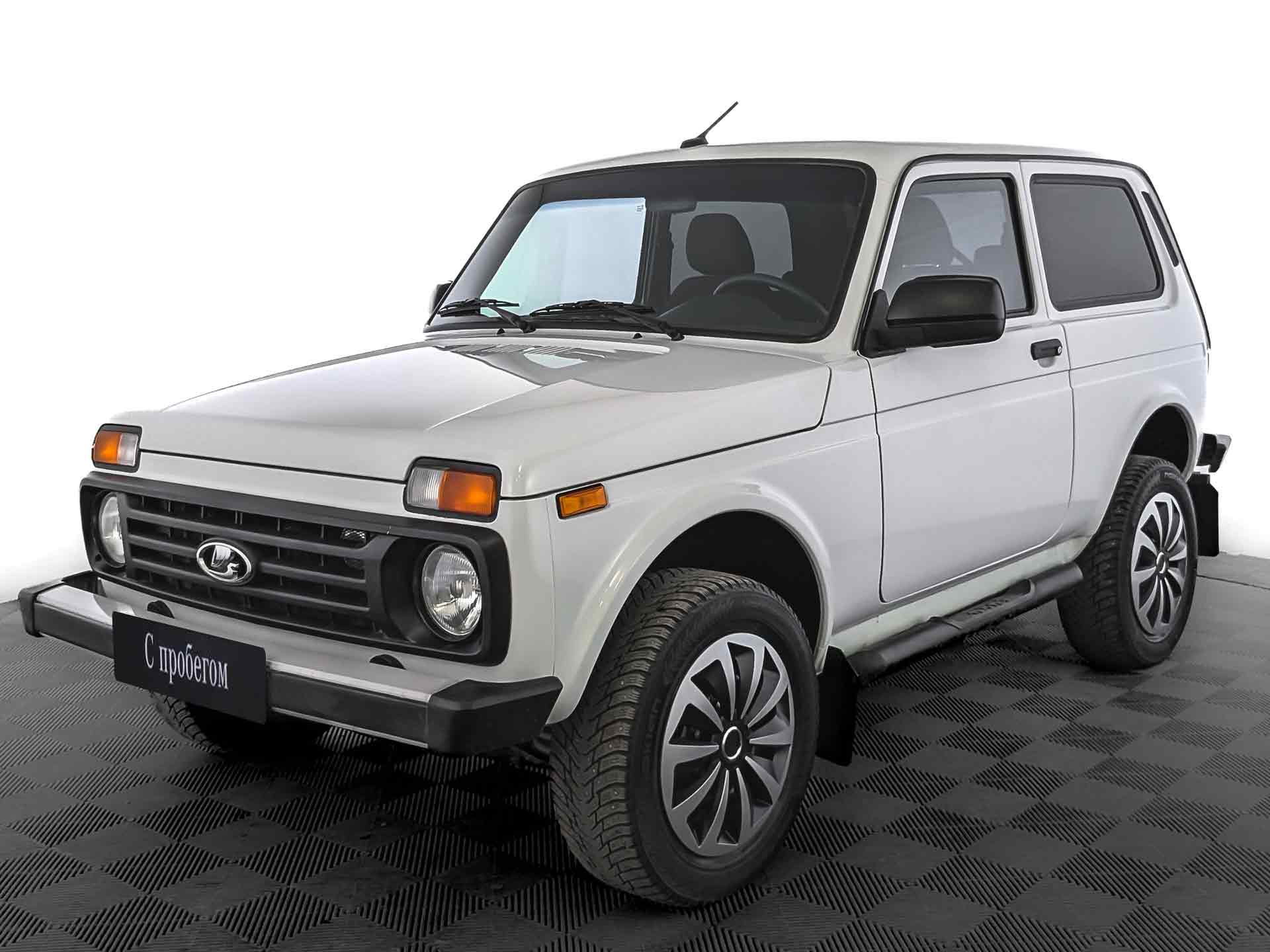 Lada Niva Legend
